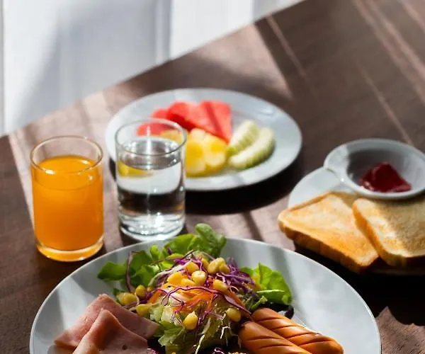 Verve Sukhumvit & 4* Bangkok