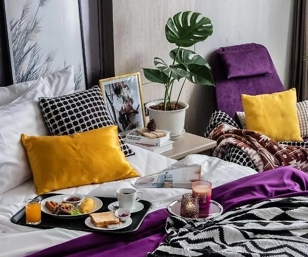 Verve Sukhumvit & 4* Bangkok